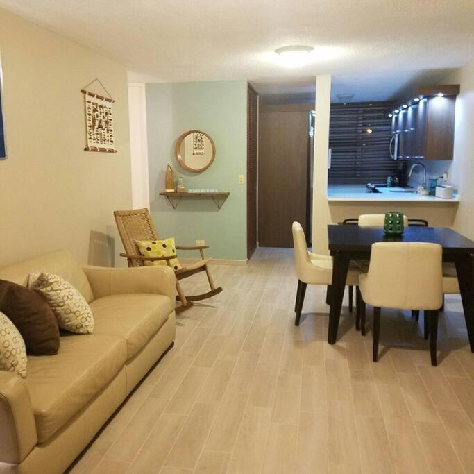 1St Floor, A/C Everywhere, Balcony With Beach View In Лукільо Екстер'єр фото